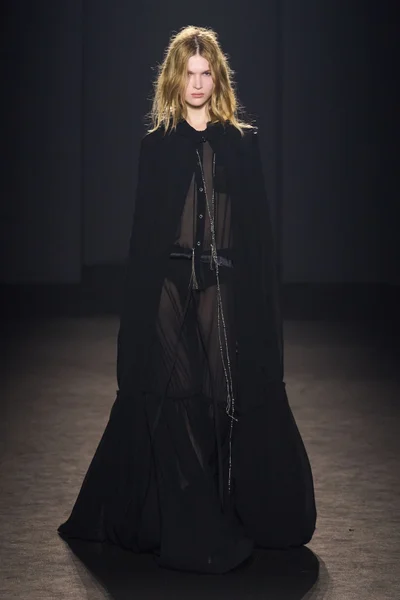 Look 36